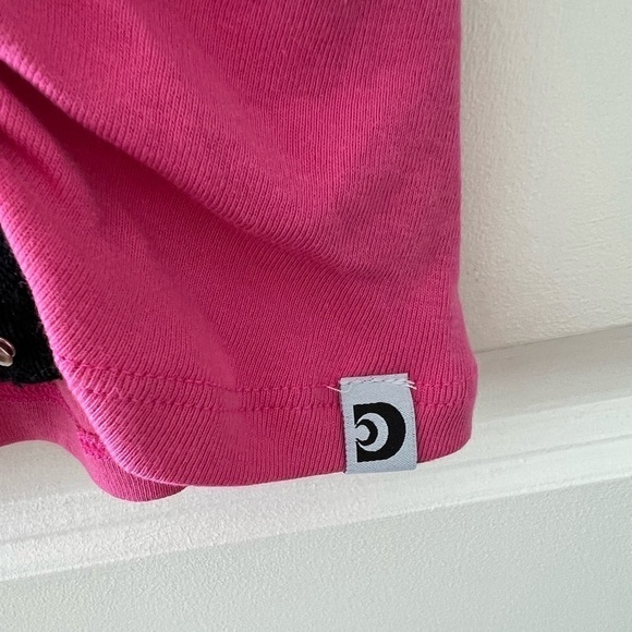 DAYDREAMER HOOK & EYE BABY TEE IN PINK COSMO - Picture 8 of 16